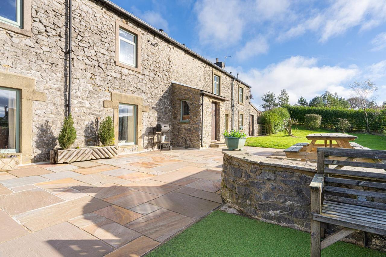 Hulmes Vale House - Sleeps 14 - Peak District Villa Buxton  Exterior photo
