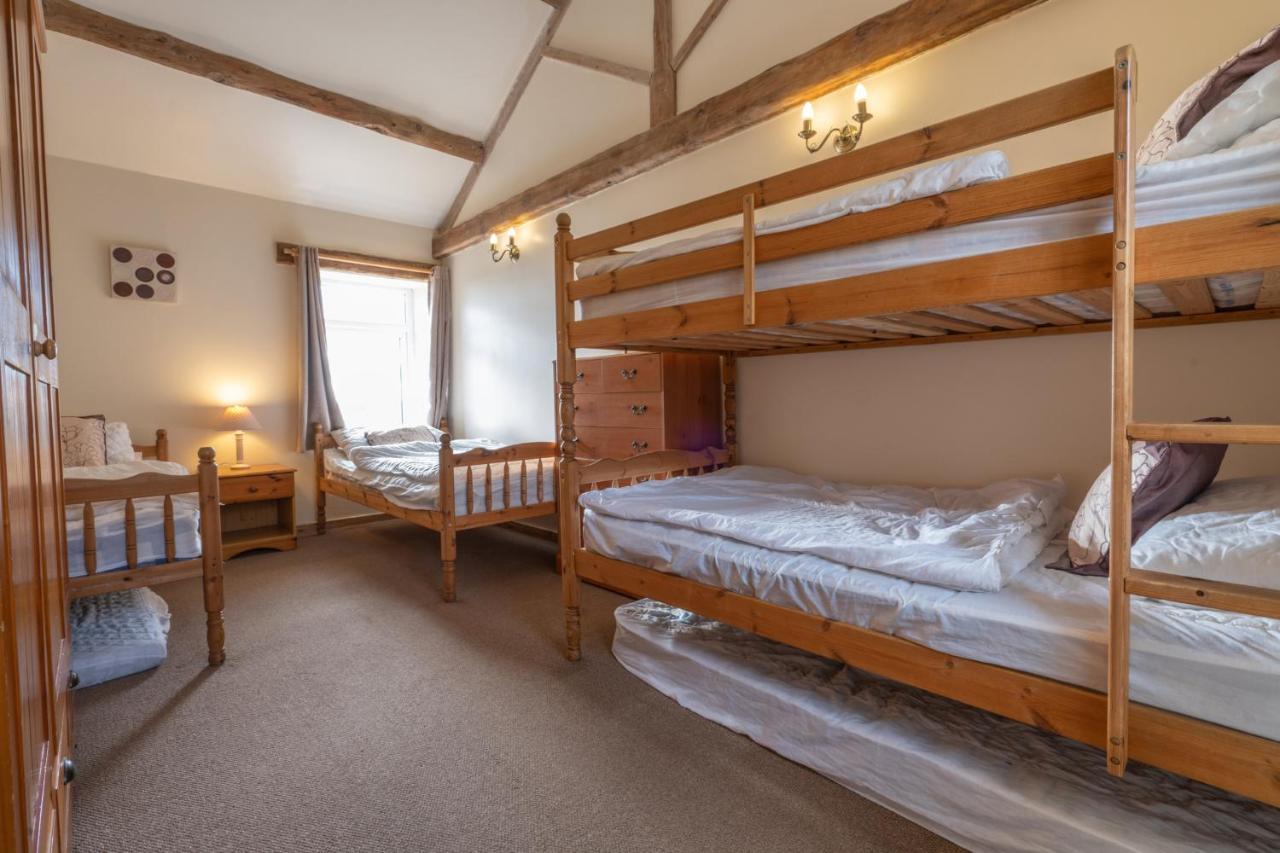 Hulmes Vale House - Sleeps 14 - Peak District Villa Buxton  Exterior photo