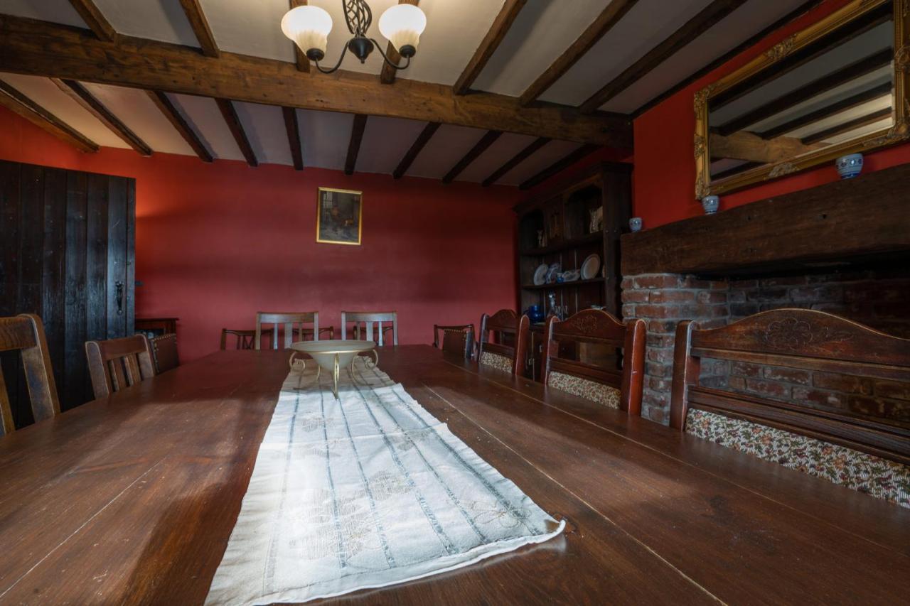 Hulmes Vale House - Sleeps 14 - Peak District Villa Buxton  Exterior photo